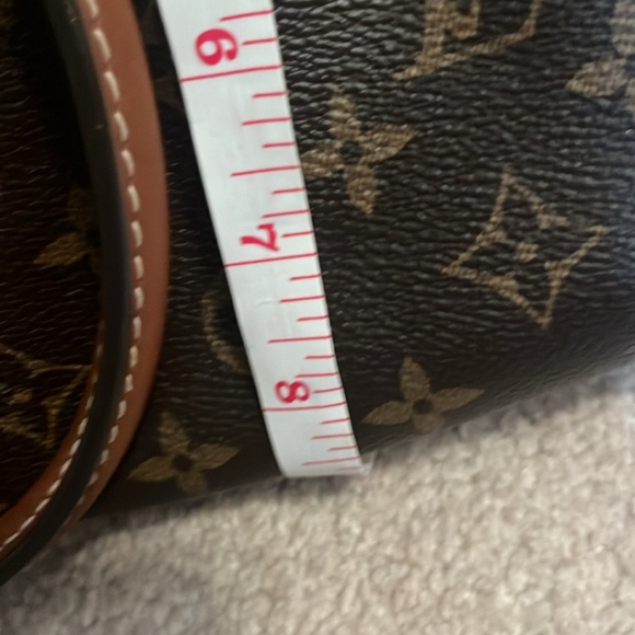 Louis Vuitton Pallas Monogram Noir Handbag - Picture 11 of 11